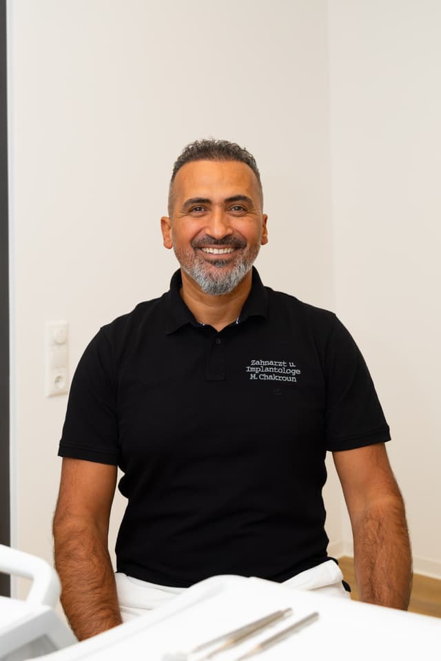 M. Chakroun M. Chakroun